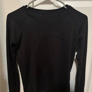 Black Lululemon Long Sleeve Swiftly Tech